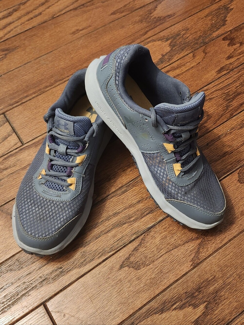 Under Armour‎ Women's Toccoa Trail Gray Running Shoes Size 8.5
